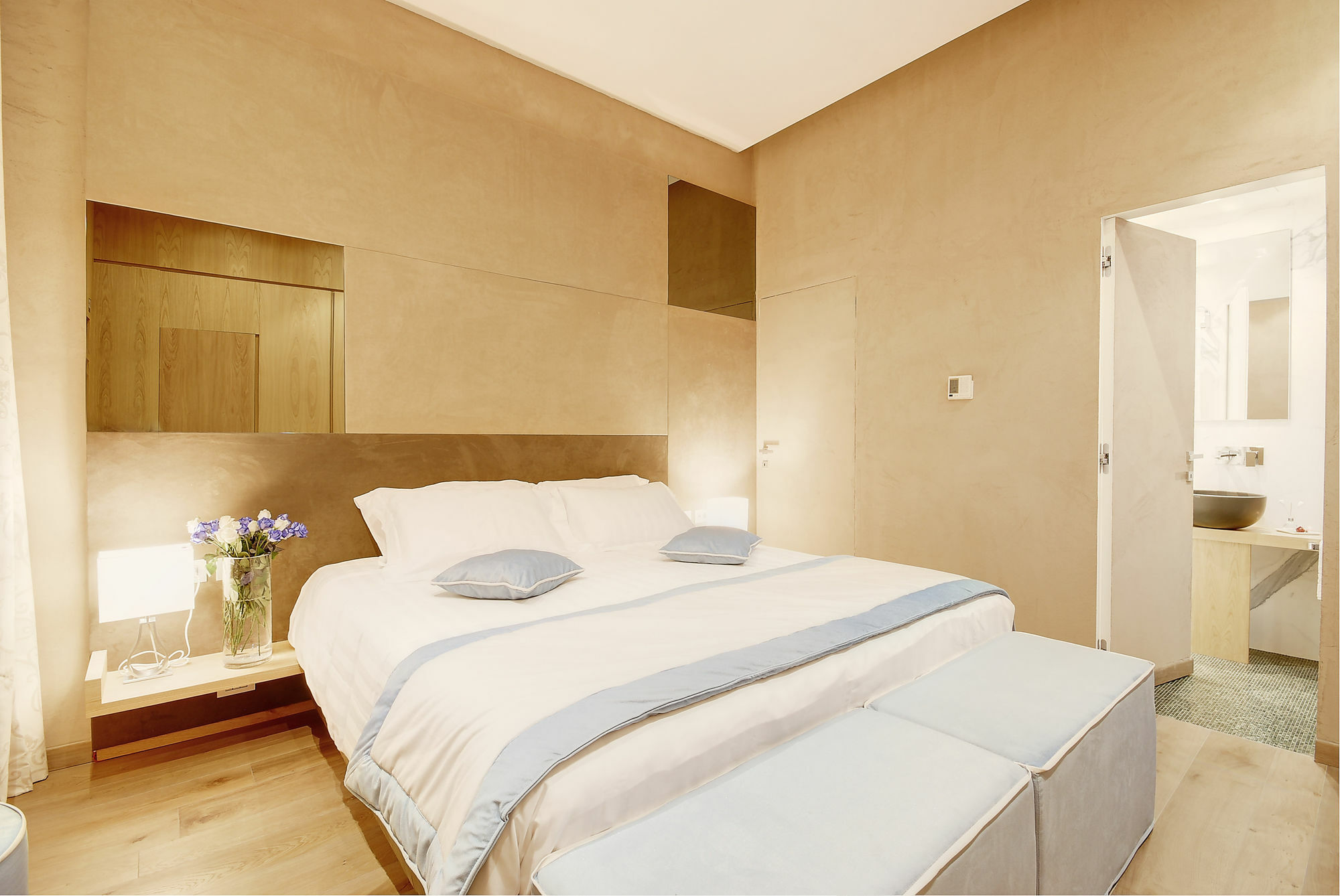 Sun Luxury Pantheon Roma